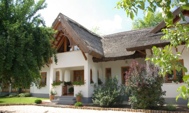 Reichelhausen Vendégház – Szeged épület – 3 szoba – 6 fő részére
